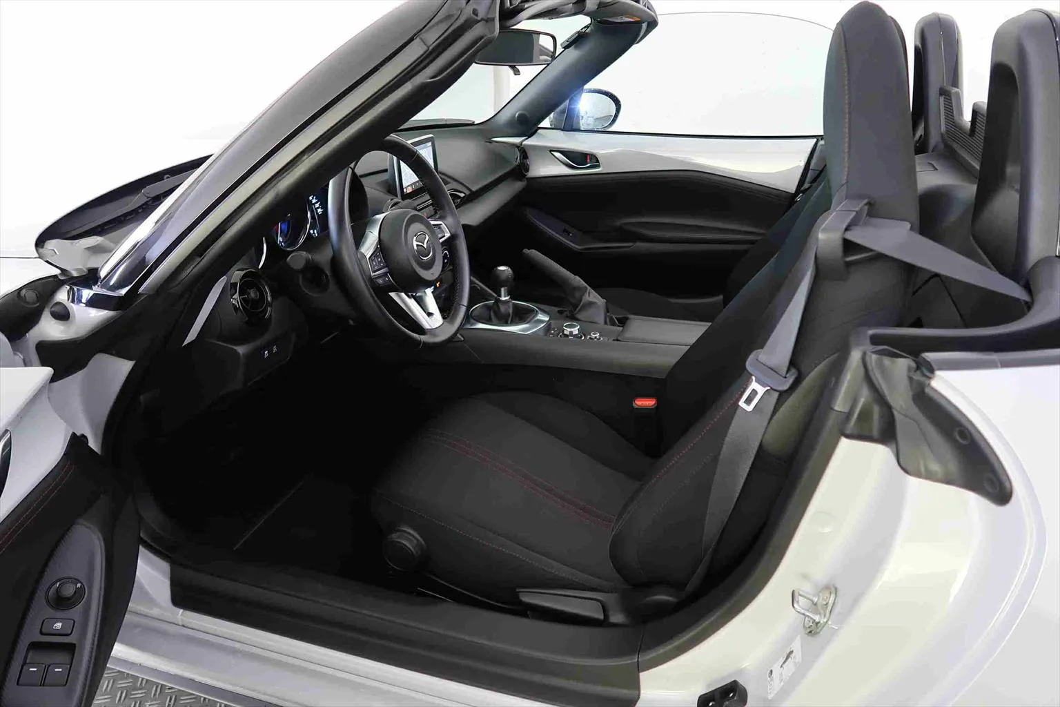 Mazda MX-5 SKYACTIV-G 160 Ambit  Image 6