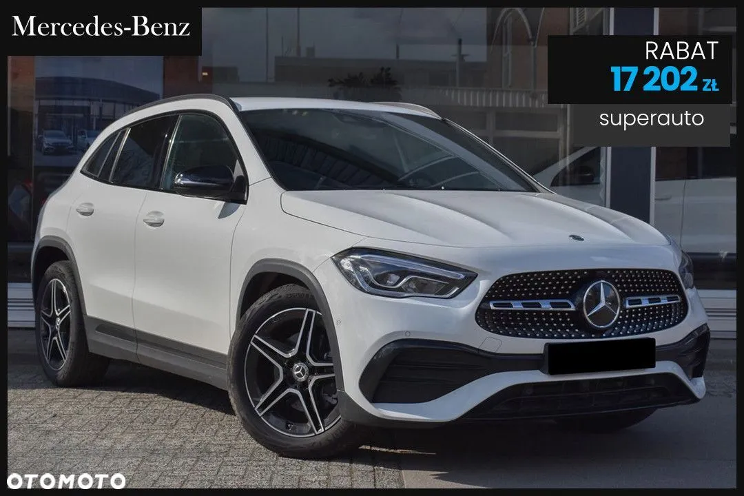 Mercedes-Benz GLA 200 Image 1